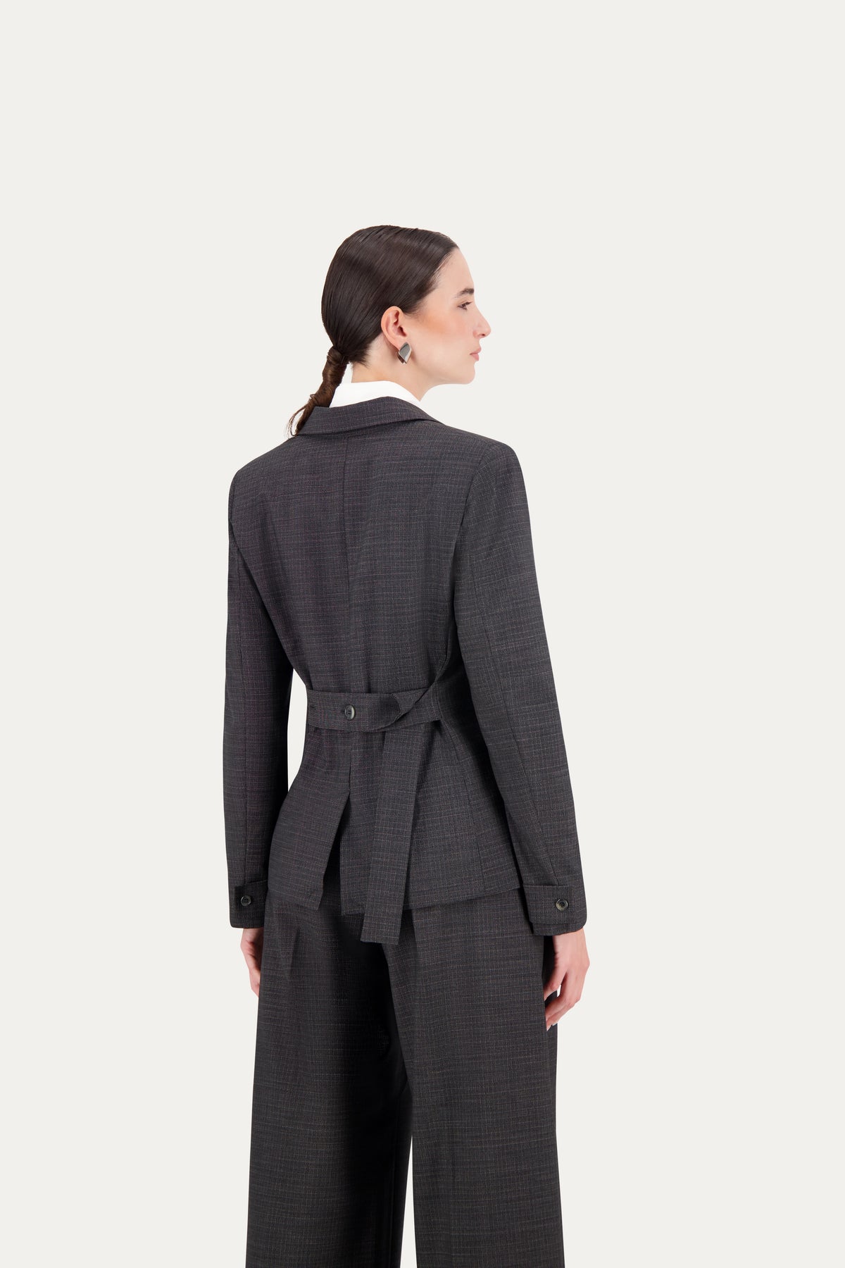 Princess-cut wool blazer with adjustable back belt in black-and-white weave