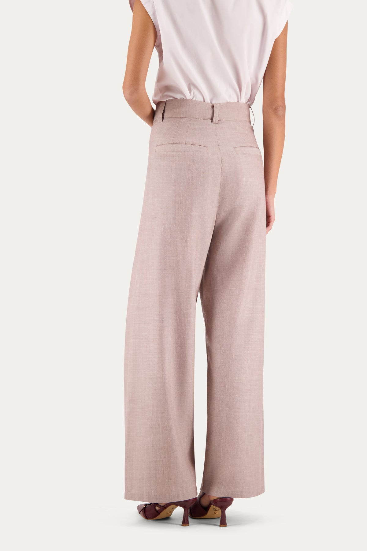 Pantalone con pinces in lana rosa