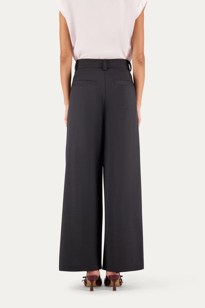 Wool trousers with front pleats in grey