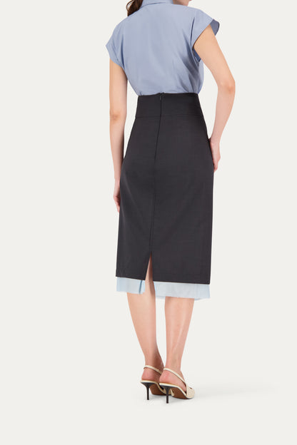 High-waist midi wool skirt in grey with exposed light blue lining