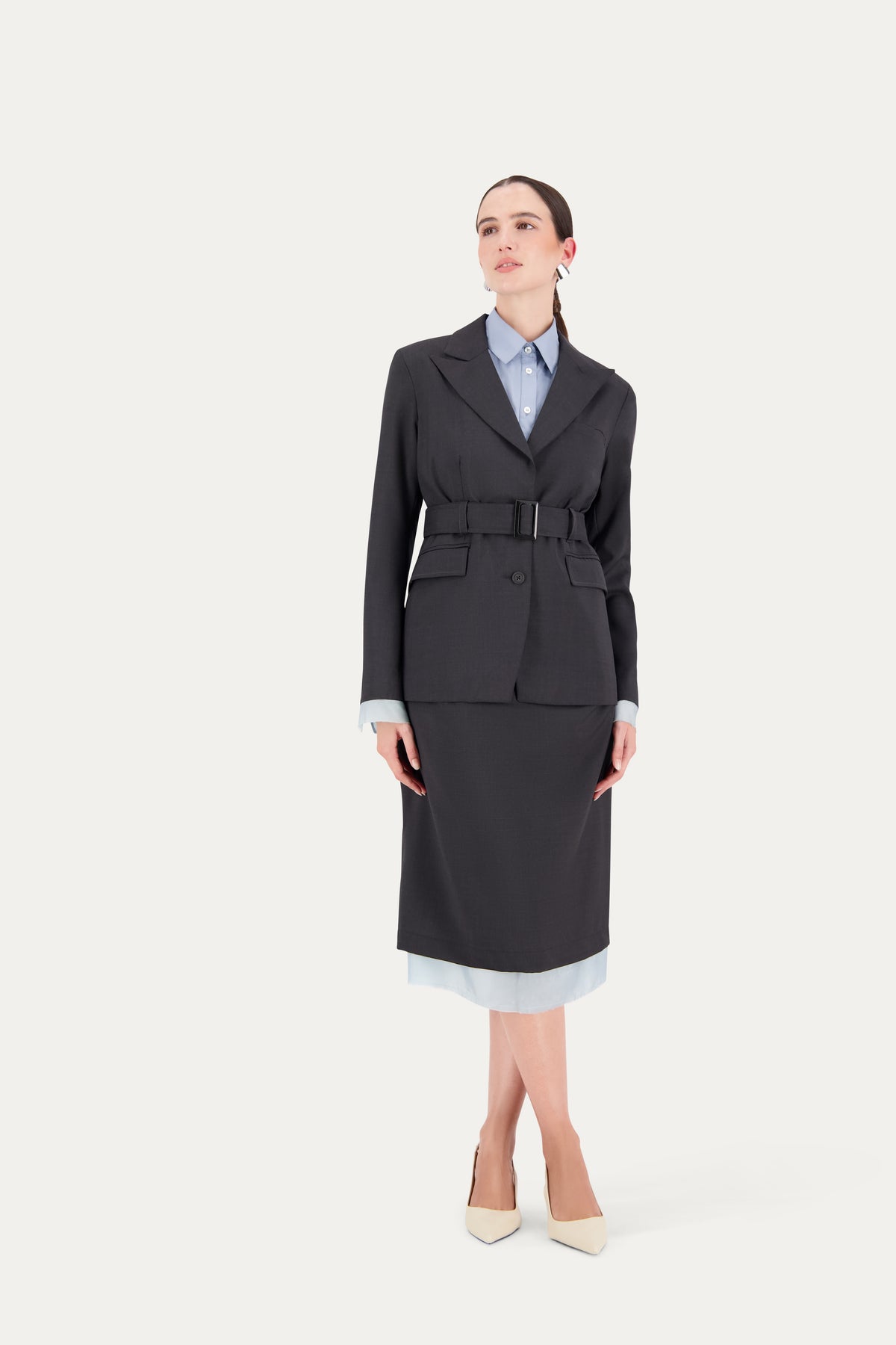 Wool blazer in grey with belt and exposed light blue lining on the sleeves