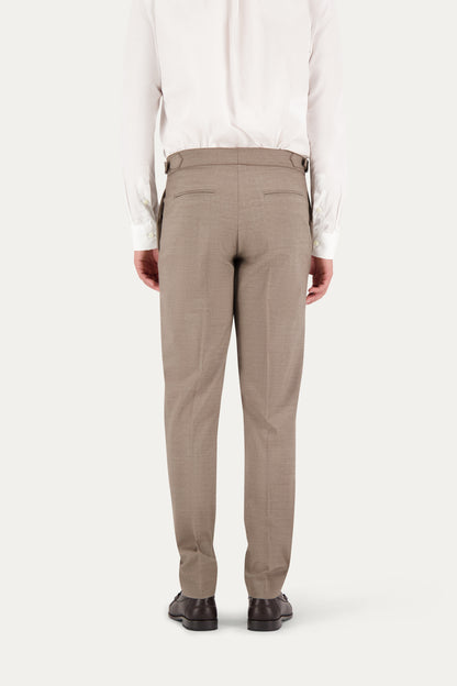 Pantalone in lana marrone chiaro con regolatori in vita