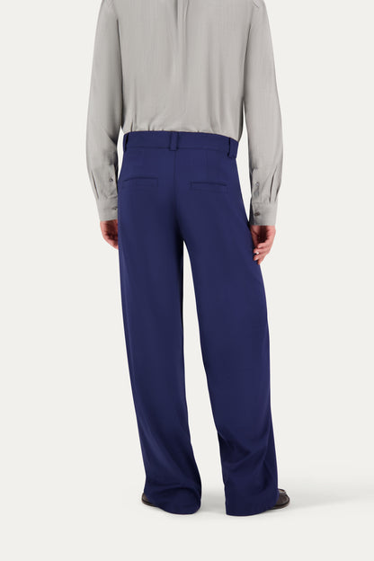 Pantalone con pinces in lana blu