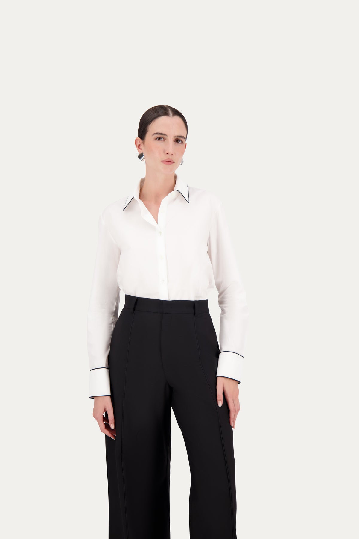Camicia in cotone con piping