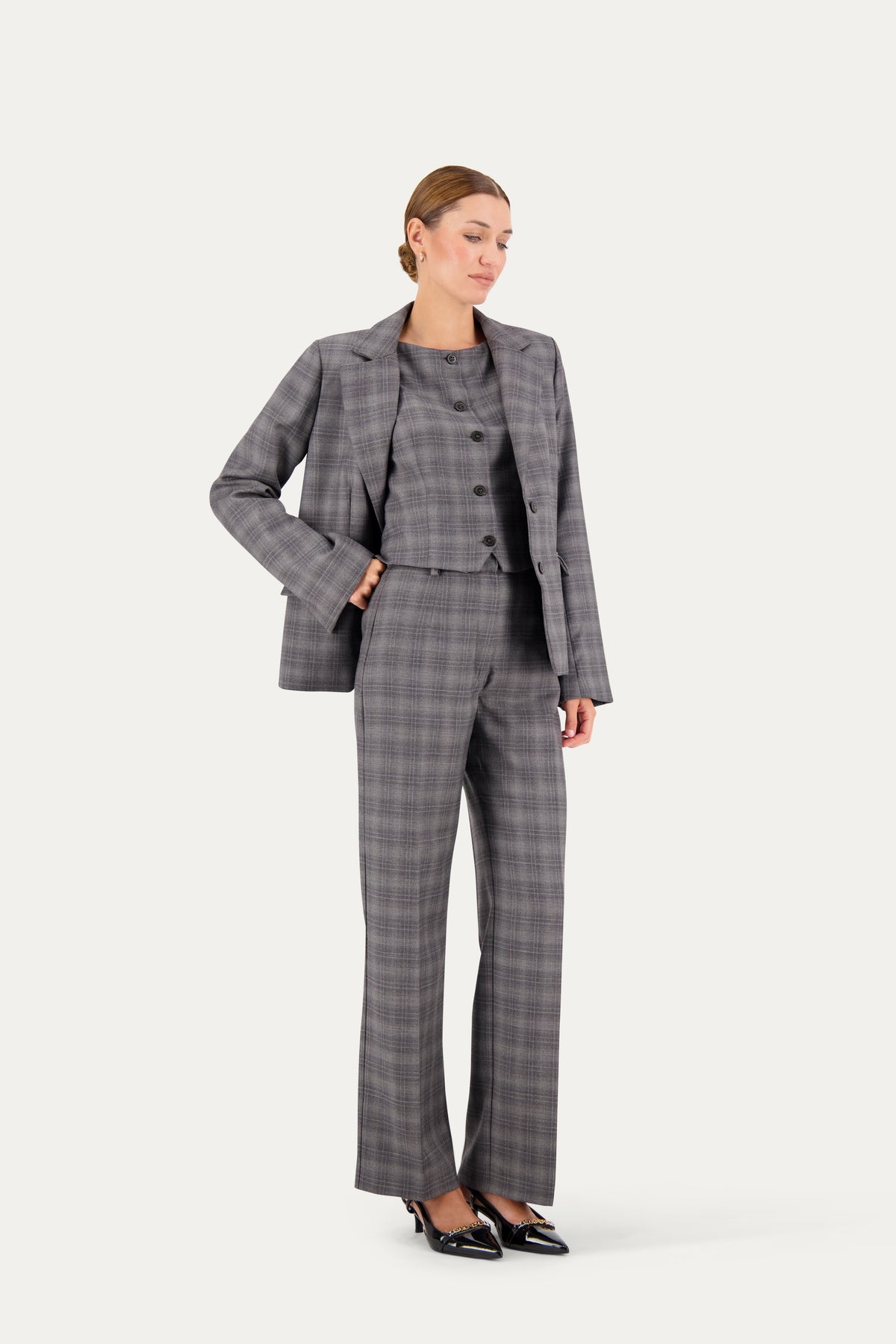 Regular-fit wool blazer with vented sleeves in grey check pattern