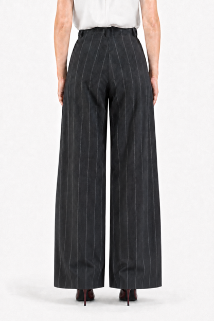 Pantalone a palazzo in lana blu gessato